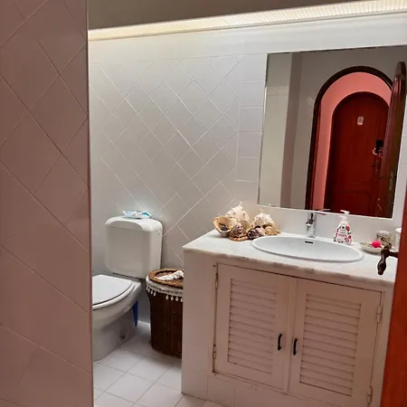 Villa Beachfront With Private Access, Ocean Views, Pool, Casal do Narcizo