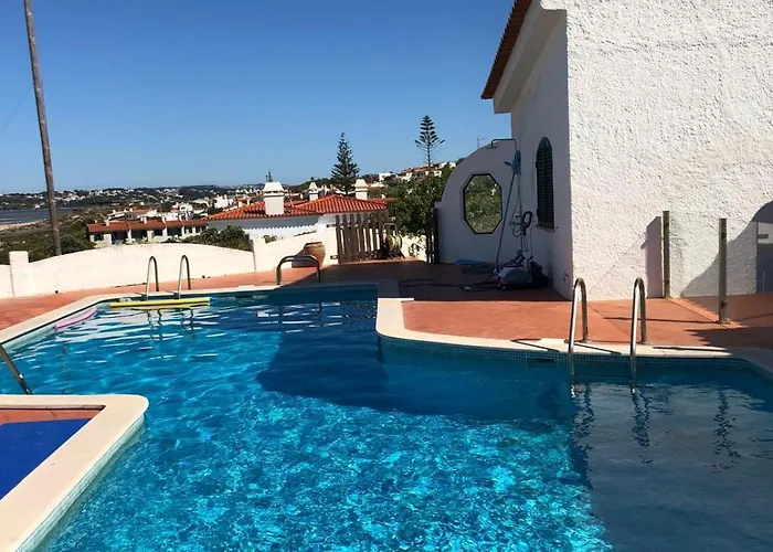 Beachfront With Private Access, Ocean Views, Pool, Villa *