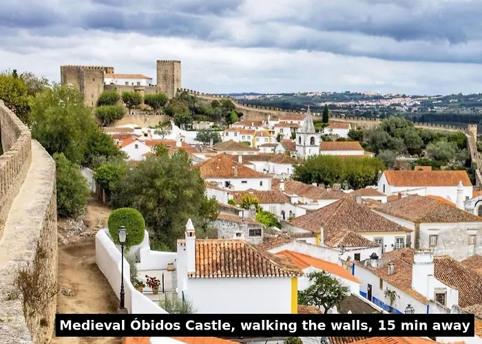 Beachfront With Private Access, Ocean Views, Pool, Casal do Narcizo