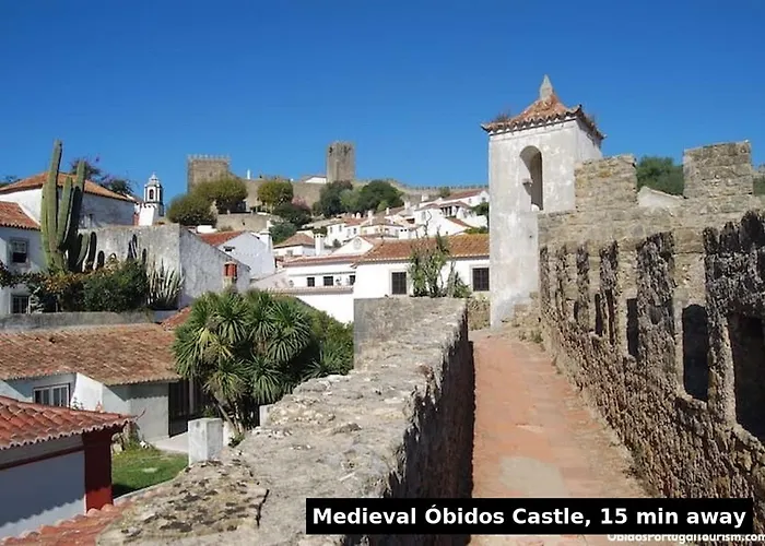 Beachfront With Private Access, Ocean Views, Pool, Casal do Narcizo